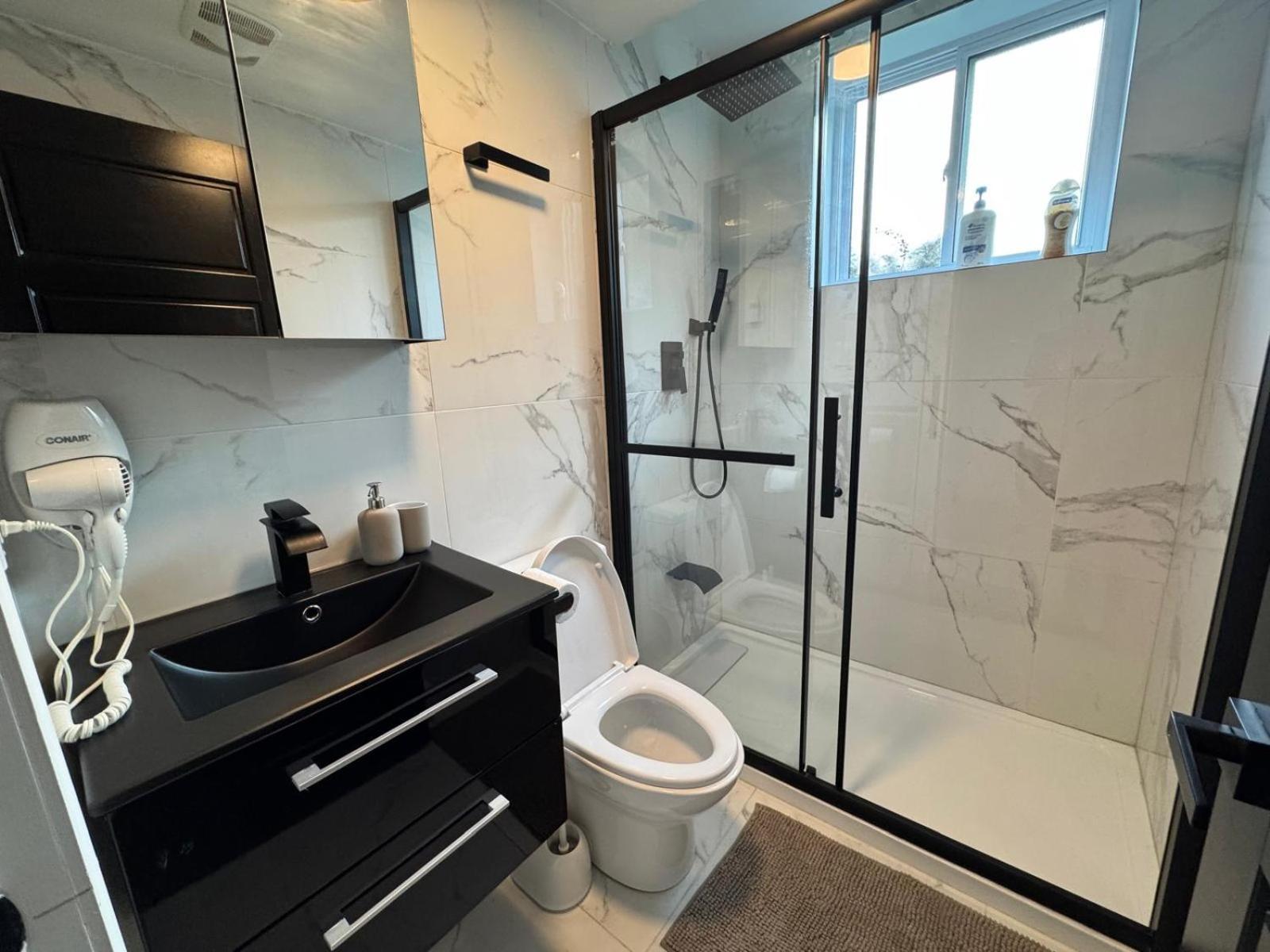 Ndg Dreams! New & Modern 3Br Easy City Life Montreal Exterior photo