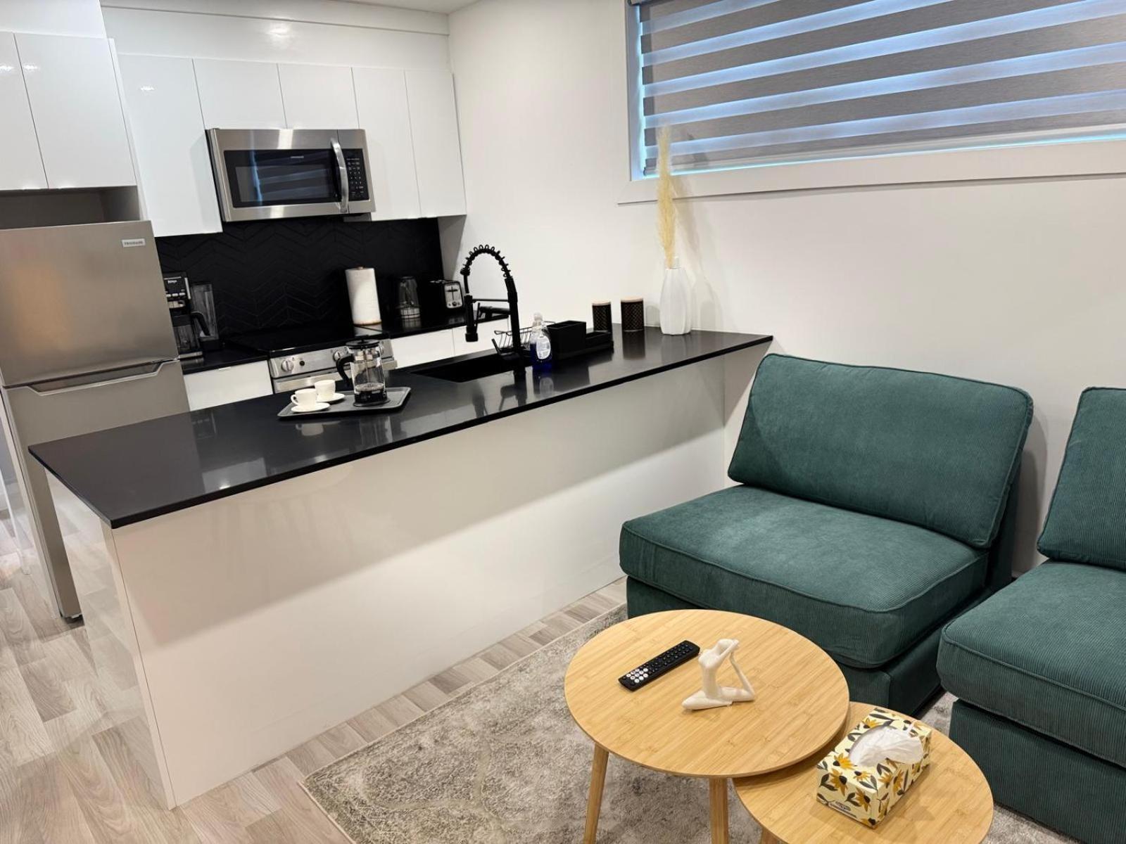 Ndg Dreams! New & Modern 3Br Easy City Life Montreal Exterior photo